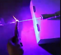 激光手電筒有多危險，看完不禁讓人背后發(fā)涼，怪不得國內(nèi)禁止售賣